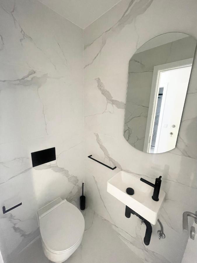 Les Appartements De L'Orangerie Версал Екстериор снимка